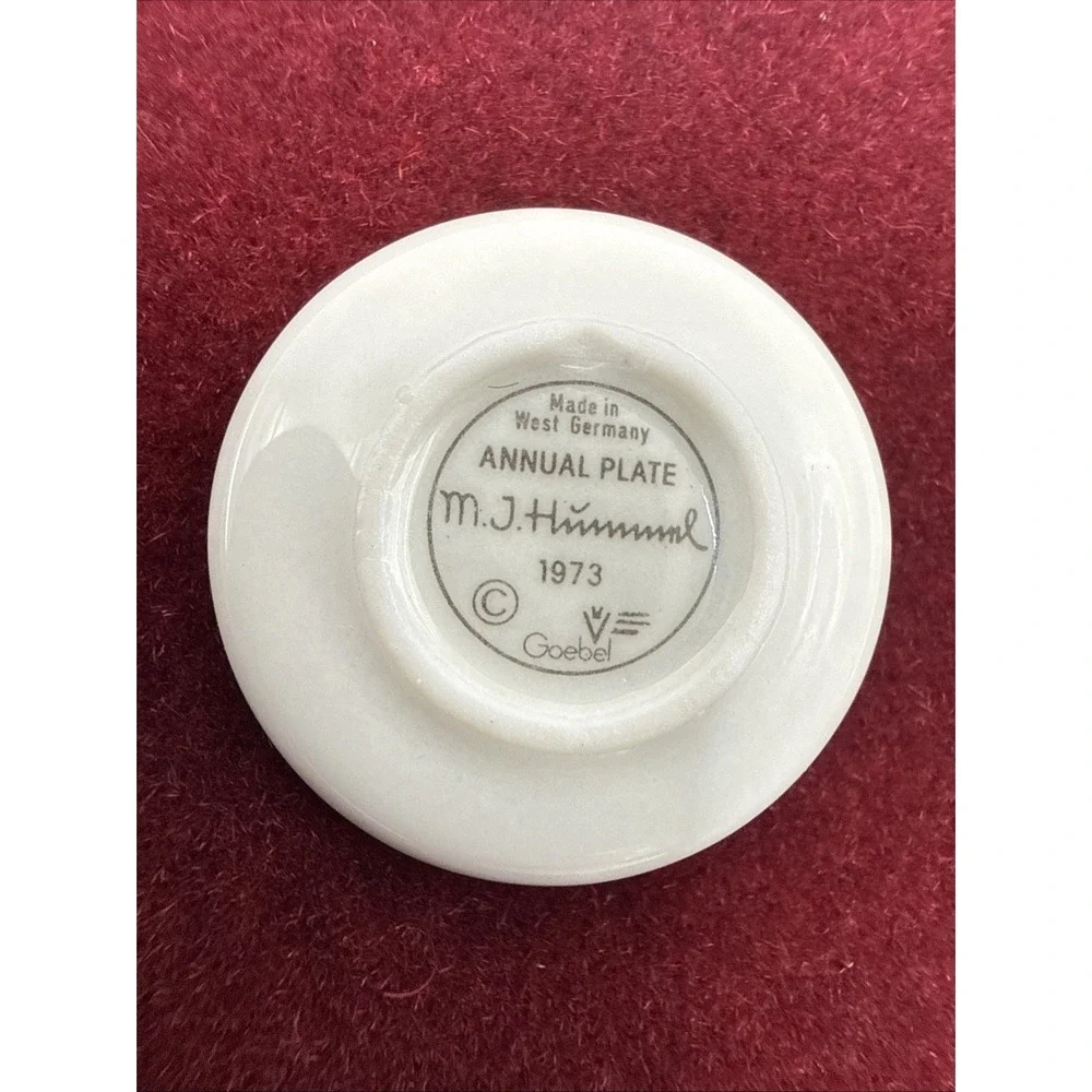 MJ Hummel Miniature Collectors Plates 1971 - 1976, Lot Of 6